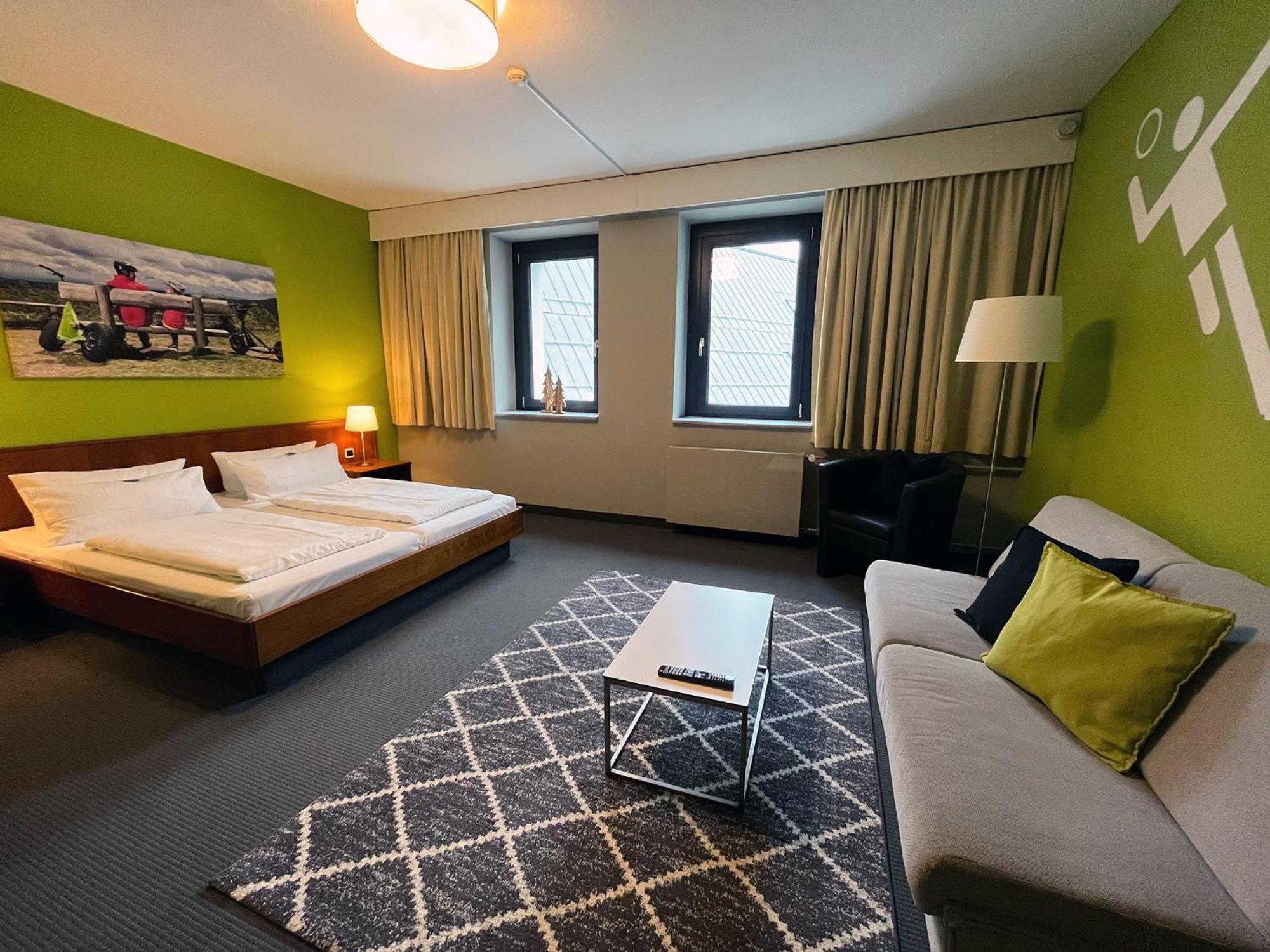 K1 Sporthotel - Bike & Ski Inklusive Hotel โอเบอร์วีเซินธาล ภายนอก รูปภาพ